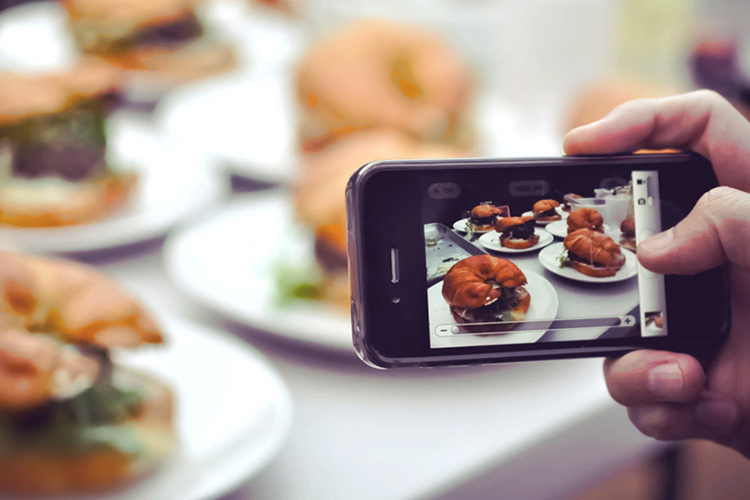 come-promuovere-il-proprio-ristorante-con-le-foto-instagram-rinovaora