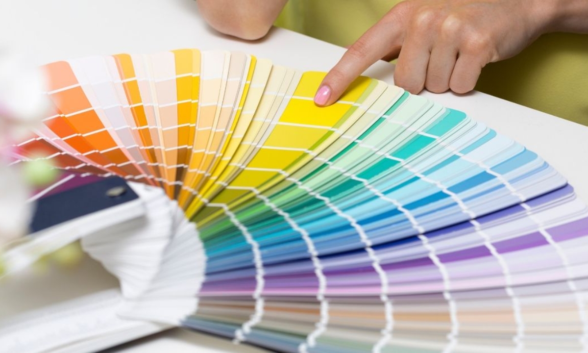 Idee per scegliere i colori giusti per il tuo sito